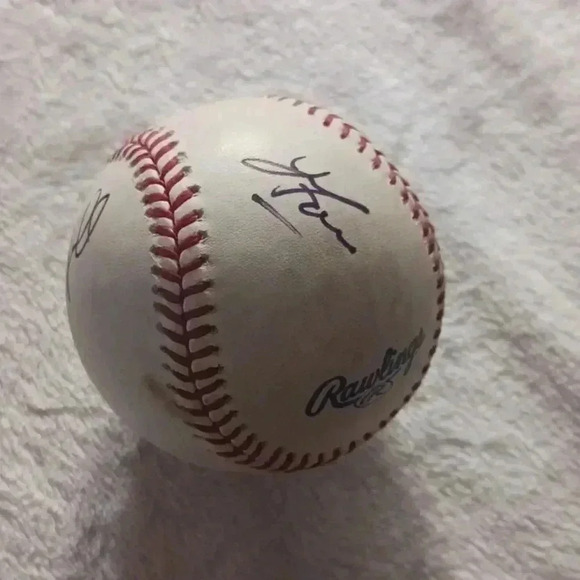 Nolan Ryan Autograph  MLB baseball..authentic - Picture 1 of 3